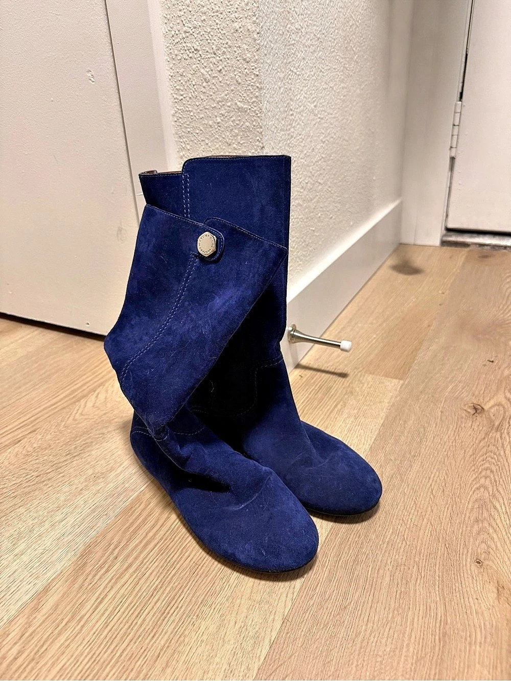Marc by Marc Jacobs boots electric blue mid calf